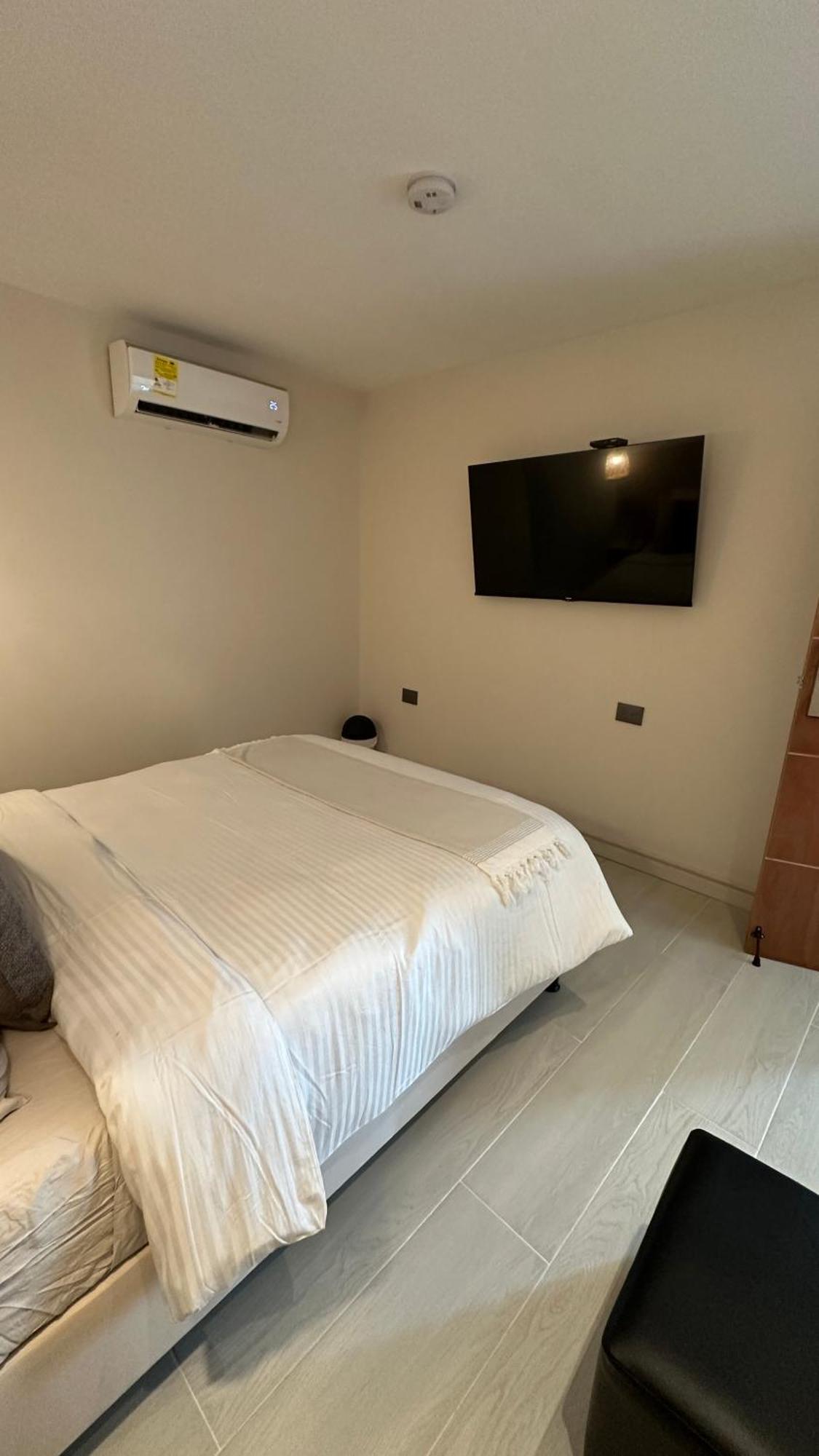 Di House - Privadas En Islas Apartamento *
